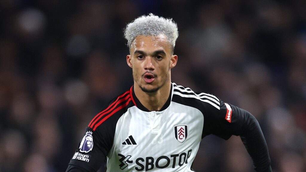 Antonee Robinson Fulham 2023-24