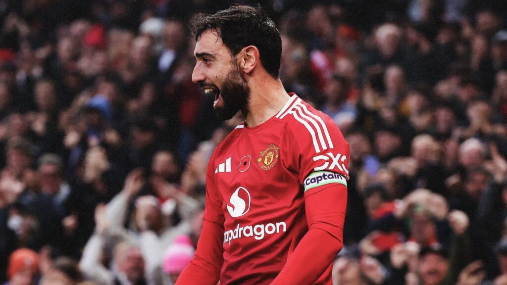 Bruno Fernandes Manchester United 2024-25