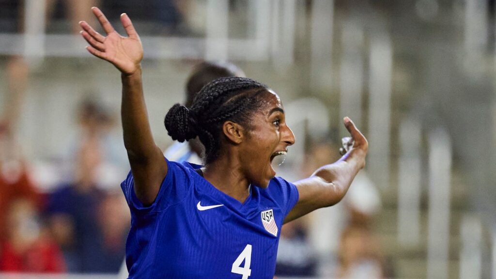 Naomi Girma USWNT vs Argentina