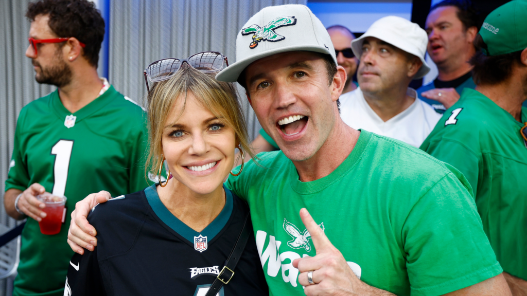 Rob McElhenney Kaitlin Olson Philadelphia Eagles