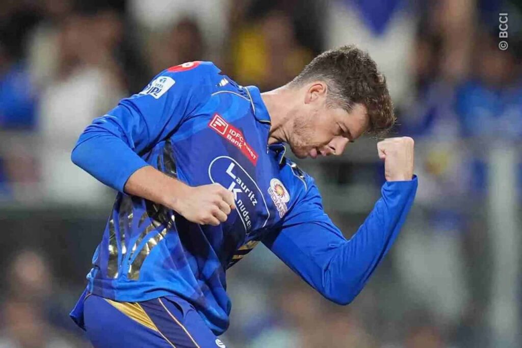 a2941034-5335-4139-9525-9222515be594-1024x682-1 Mitchell Santner vs DC, IPL 2025