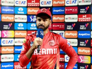 o6h2t6d8_shreyas-iyer-bcci_625x300_25_may_25-300x225-1