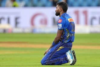 Hardik Pandya fined Ashish Nehra