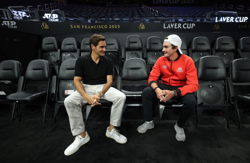 Fonseca gets a chance to speak with his idol, Roger Federer, before a Laver Cup event in San Francisco last month.