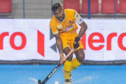 Amit Rohidas in action for Tamil Nadu Dragons