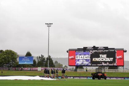Stars were 9 for 1 in two overs before rain returned and the revised target according to the DLS method was revised to to 85 runs needed in seven overs. (Melbourne Stars X)