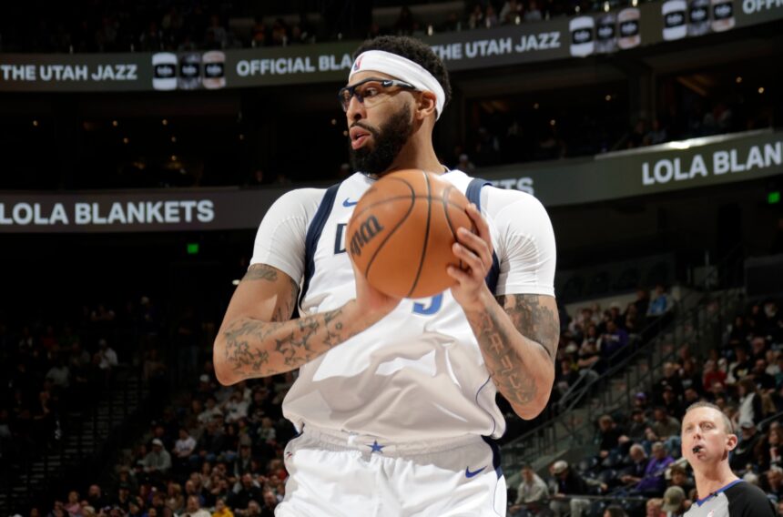 Dallas Mavericks v Utah Jazz