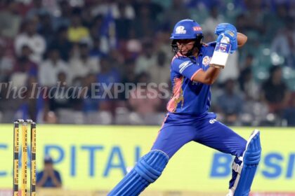 Harmanpreet began cautiously, conscious of the asking rate and the wickets lost, before shifting gears once she found her rhythm. (Express Photo by Narendra Vaskar)