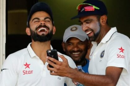 File image of R Ashwin and Virat Kohli sharing a joke. (Photo: BCCI)