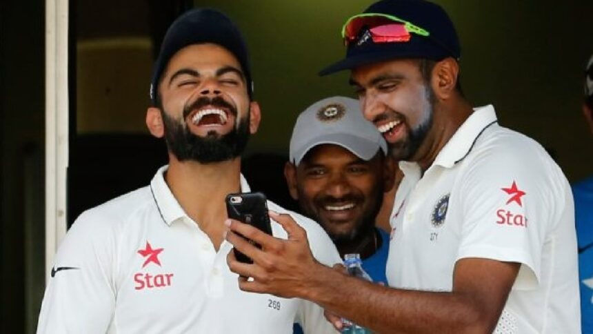 File image of R Ashwin and Virat Kohli sharing a joke. (Photo: BCCI)