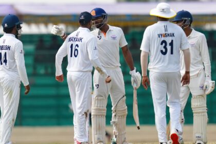 Paras Dogra Ranji Trophy Head Butt Jammu Kashmir vs Karnataka final