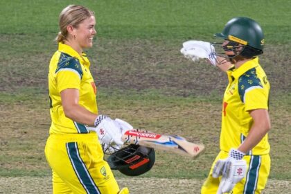 Two generational Australian talents, Georgia Voll (left) and Phoebe Litchfield (not in photo) put India's bowling to the sword with a clinical ease. (Screengrab via @7Cricket on X)