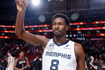 Memphis Grizzlies v Houston Rockets