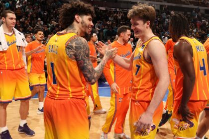 San Antonio Spurs v Charlotte Hornets