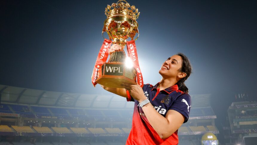 Smriti Mandhana powered a daunting chase in the WPL 2026 final against DC. (CREIMAS)