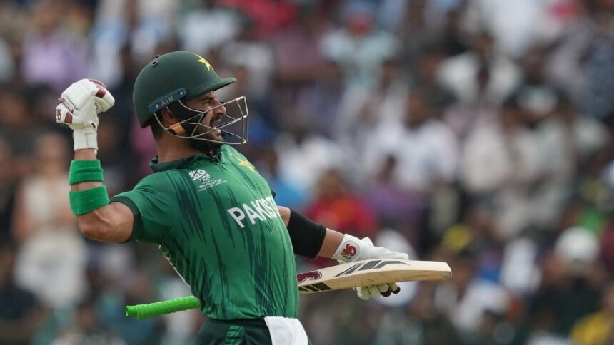 Sahibzada Farhan on Hundred