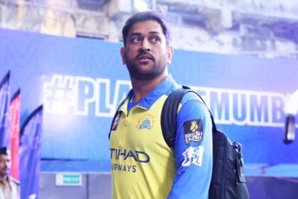 Having struggled with a knee problem in the last couple of seasons, Dhoni has been limiting his role with the bat, even choosing to come down as low as No 8 to ensure he gets only a handful of deliveries to face. (Sportzpics)