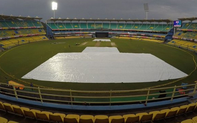 IPL 2026: RR vs RCB, Match 16 – Barsapara Stadium weather forecast & pitch report