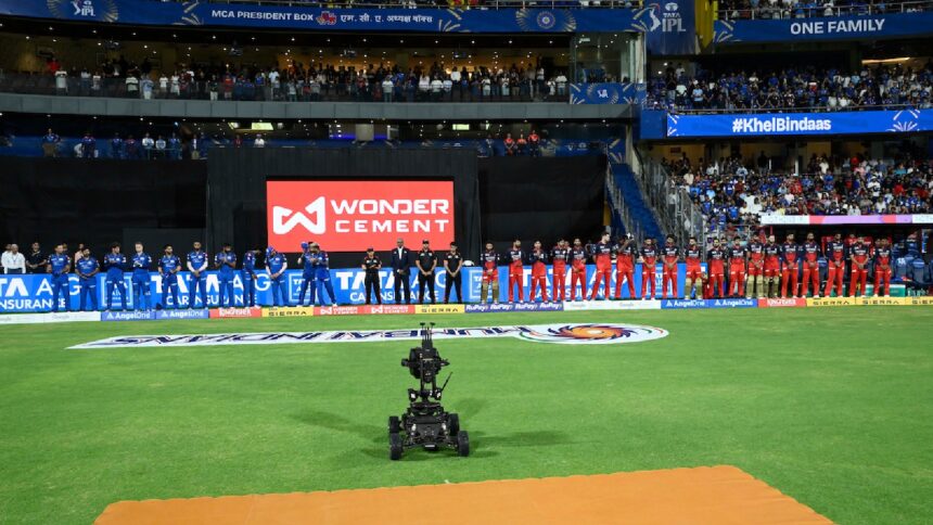 Mumbai Indians vs Royal Challengers Bengaluru Asha Bhosle
