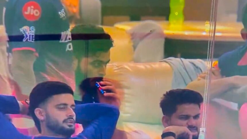 The clip is believed to have been recorded during RR’s 223-run chase against Punjab Kings, shortly after Riyan Parag’s dismissal. (JioHotstar screengrab)