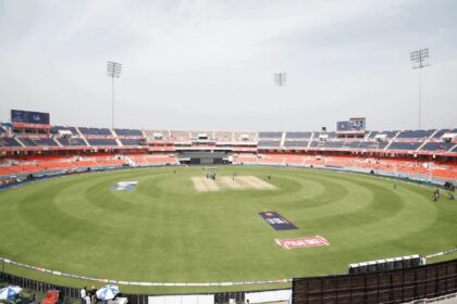 Reports: IPL cricketer blackmailed by team official linked to player contract  ( Source: IPL/BCCI )