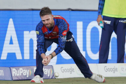 Lockie Ferguson catch drop
