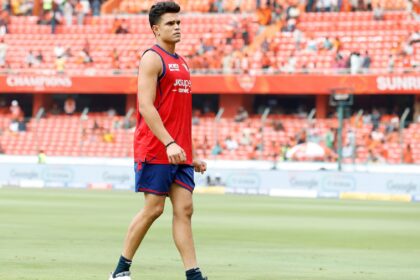 Arjun Tendulkar LSG Debut IPL