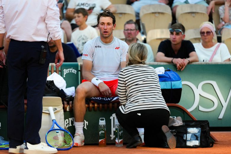 Norway's Casper Ruud has required medical treatment during this tournament.