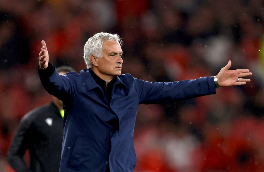 José Mourinho is currently the head coach of Portuguese side Benfica.