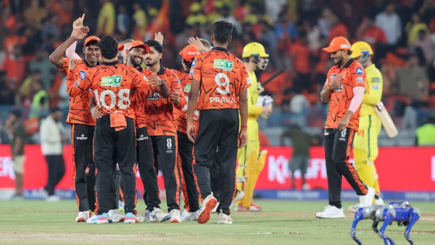 IPL 2026: If SRH beat CSK in Chennai, only one Playoffs spot will remain for five teams. (CREIMAS)