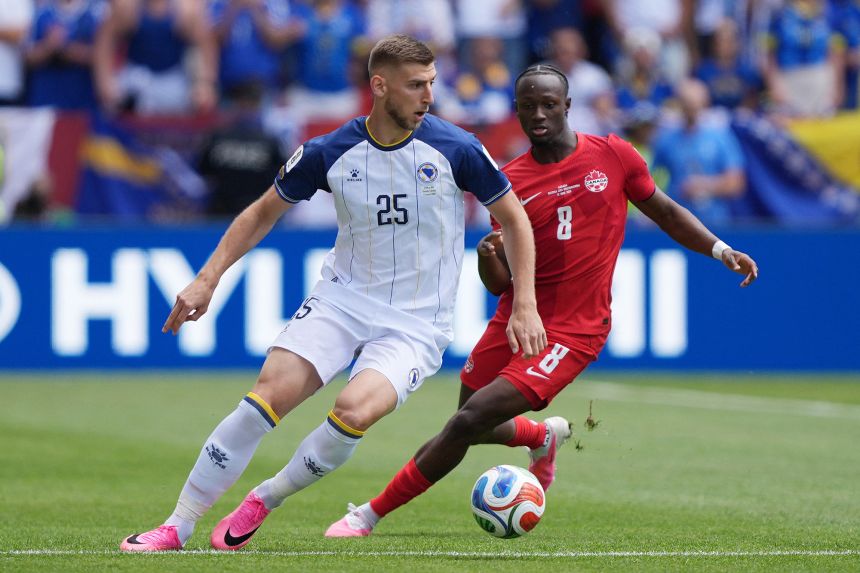 Bosnia and Herzegovina will have a tough outing against Switzerland, but will aim for the three points.