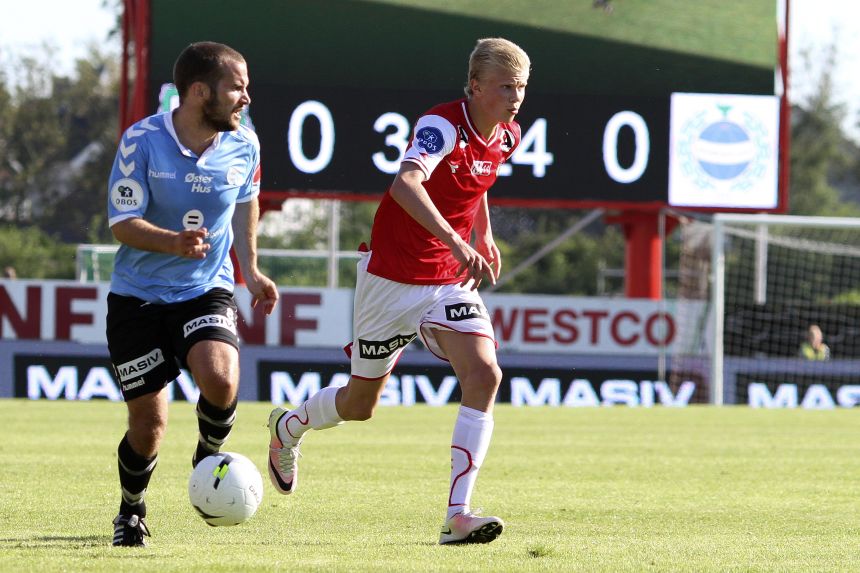 Erling Haaland, right, plays for Bryne during a Norwegian league match in 2016.