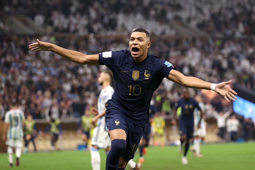 Kylian Mbappé scored a hat trick in the 2022 World Cup final.