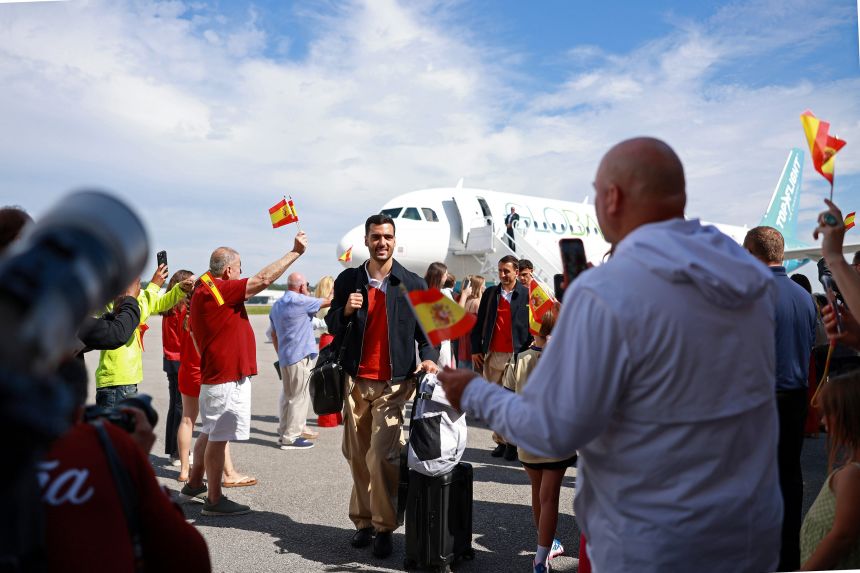 Midfielder Mikel Merino of Spain arrives ahead of the World Cup at Chattanooga Metropolitan Airport on June 5 in Chattanooga, Tennessee.