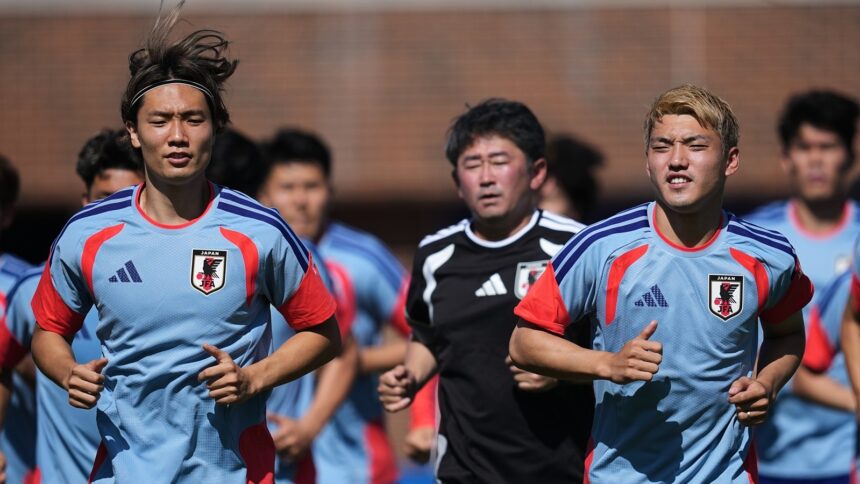 Ko Itakura (left) was Ajax's first Japanese signing ever (AP Photo)