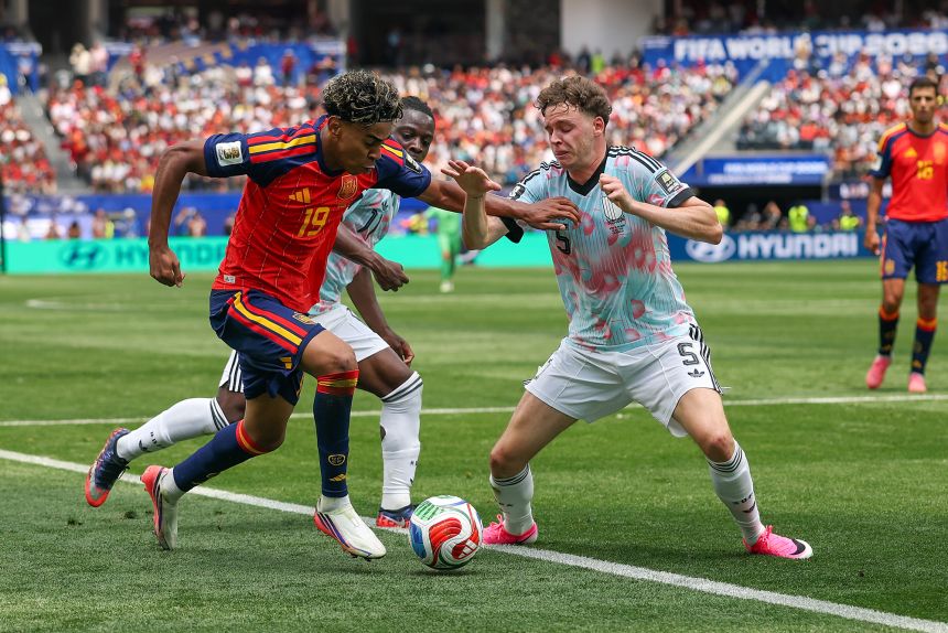 Yamal has often had to deal with two or three defenders marking his every move.