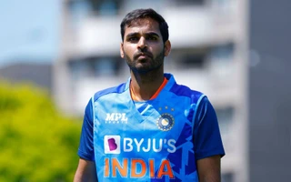 1785668937987_untitled-design-68 Bhuvneshwar Kumar