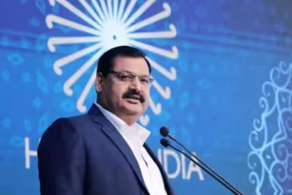 Hockey India Secretary calls emergency meeting over saffron jersey row