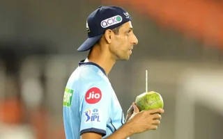1663566650624_fotojet-2022-09-19t112019 Ashish Nehra