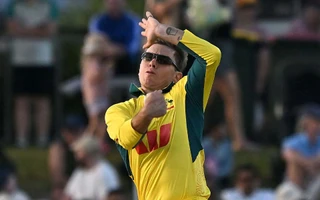 Zampa signs with Hobart Hurricanes, but says overseas players still getting the better BBL deal
