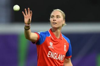 Surrey sign England all-rounder Freya Kemp on multi-year deal