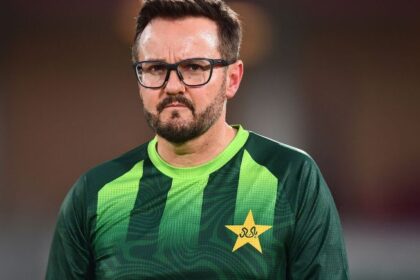 'I am open to it' - Mike Hesson on taking on Pakistan Test coach job