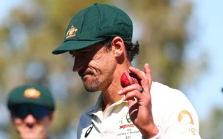 1787376433173_fotojet-10-1 Mitchell Starc takes 6/12 against Bangladesh, moves past Dale Steyn in all-time Test list