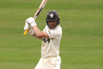 Josh Blake to leave Surrey for Leicestershire at end of 2026 season
