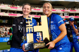 Charlie Dean signs with Melbourne Stars for WBBL 12