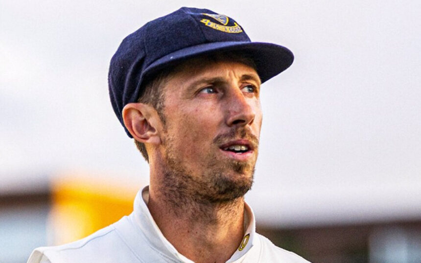 John Simpson leaves Sussex to join Nottinghamshire on two-year deal