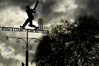 Sophie Munro signs new two-year contract with Essex Women