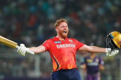 Jonny Bairstow joins Melbourne Renegades as international signing for BBL 16