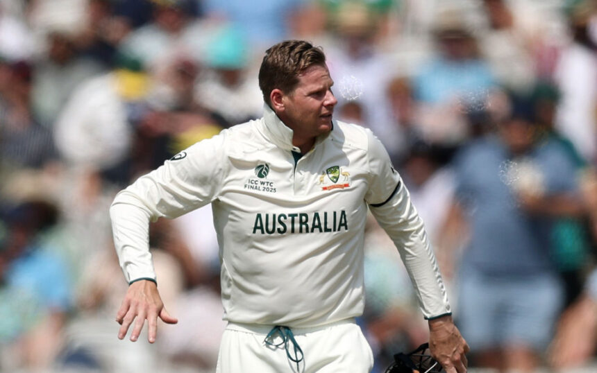 Steve Smith cleared of concussion and returns to field on day five in Durban