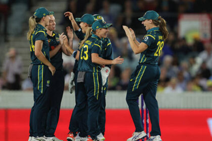 Beth Mooney urges CA to rethink women's schedule to avoid sport 'falling behind'